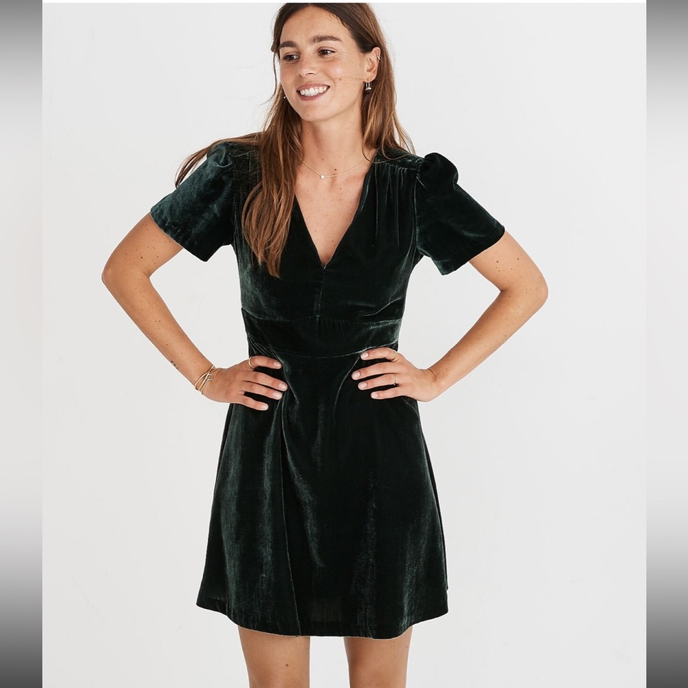 Madewell green velvet mini dress size 00